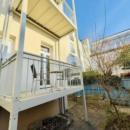 Apartment Windfluechter Am Kurpark Rostock